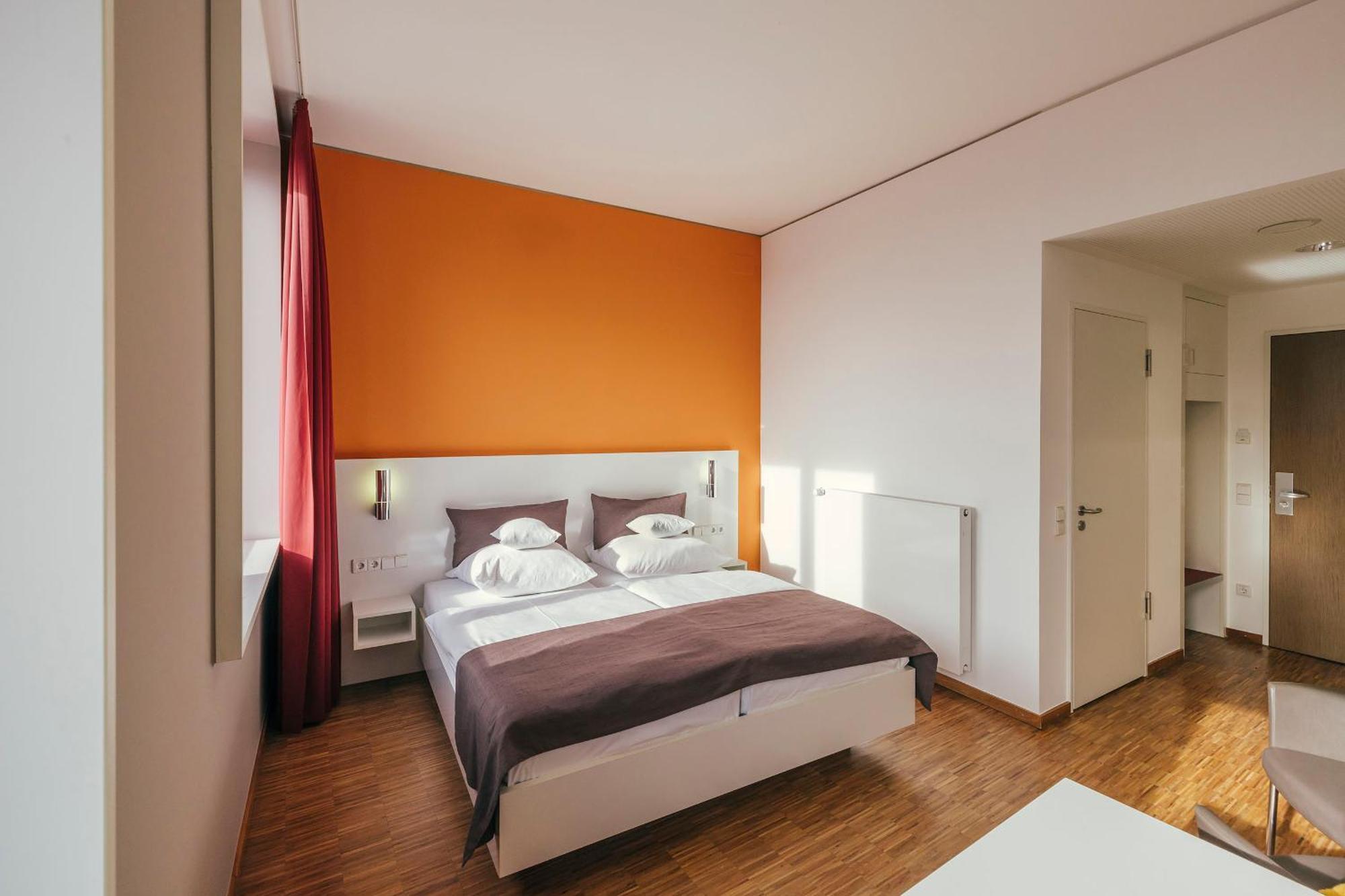 Gzt Das Gaestehaus Тюбінген Екстер'єр фото