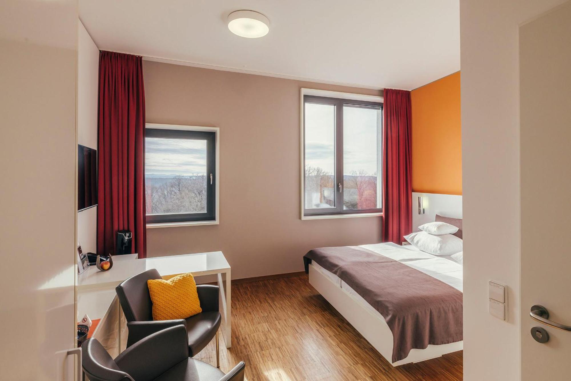 Gzt Das Gaestehaus Тюбінген Екстер'єр фото