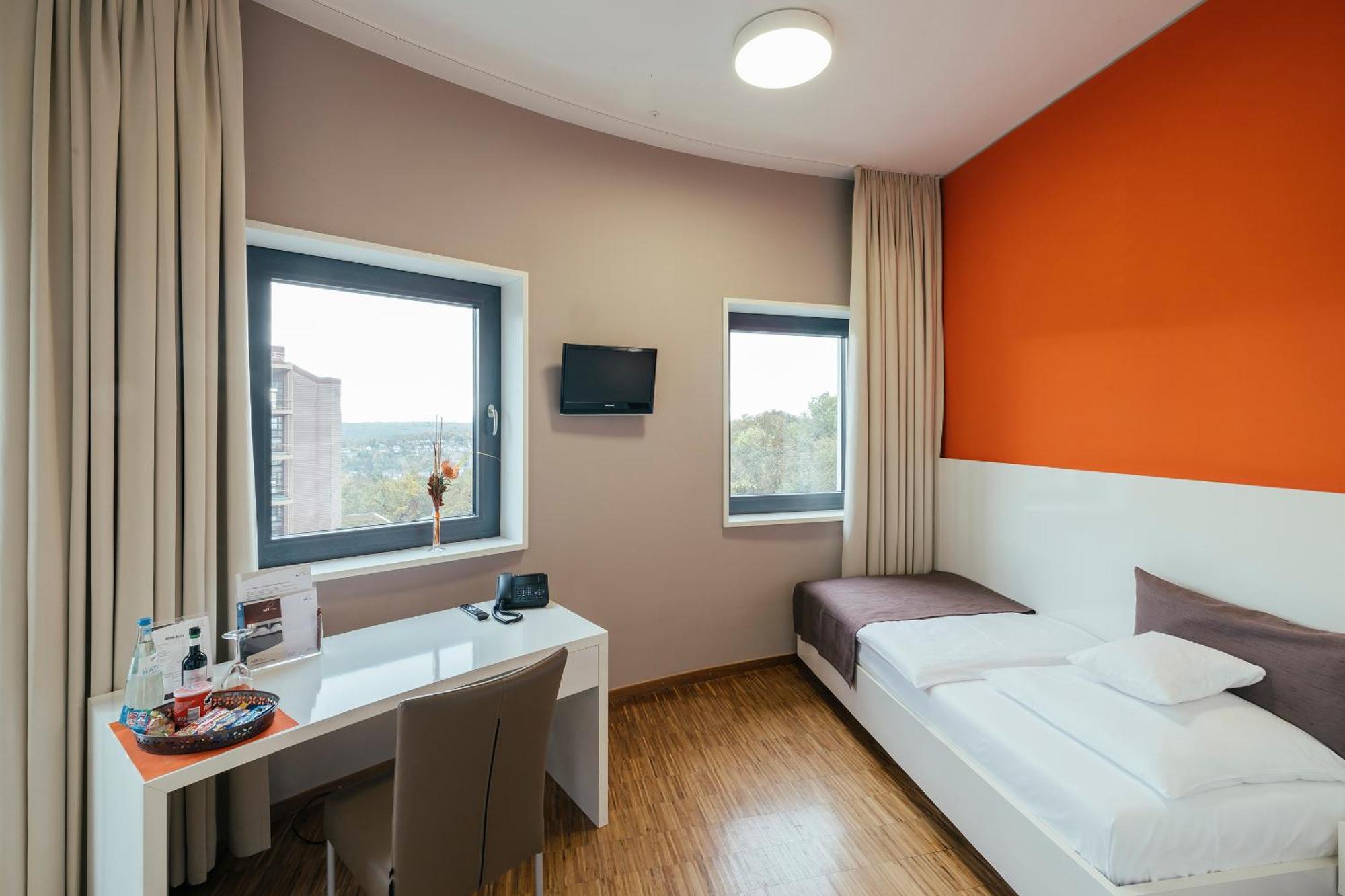 Gzt Das Gaestehaus Тюбінген Екстер'єр фото